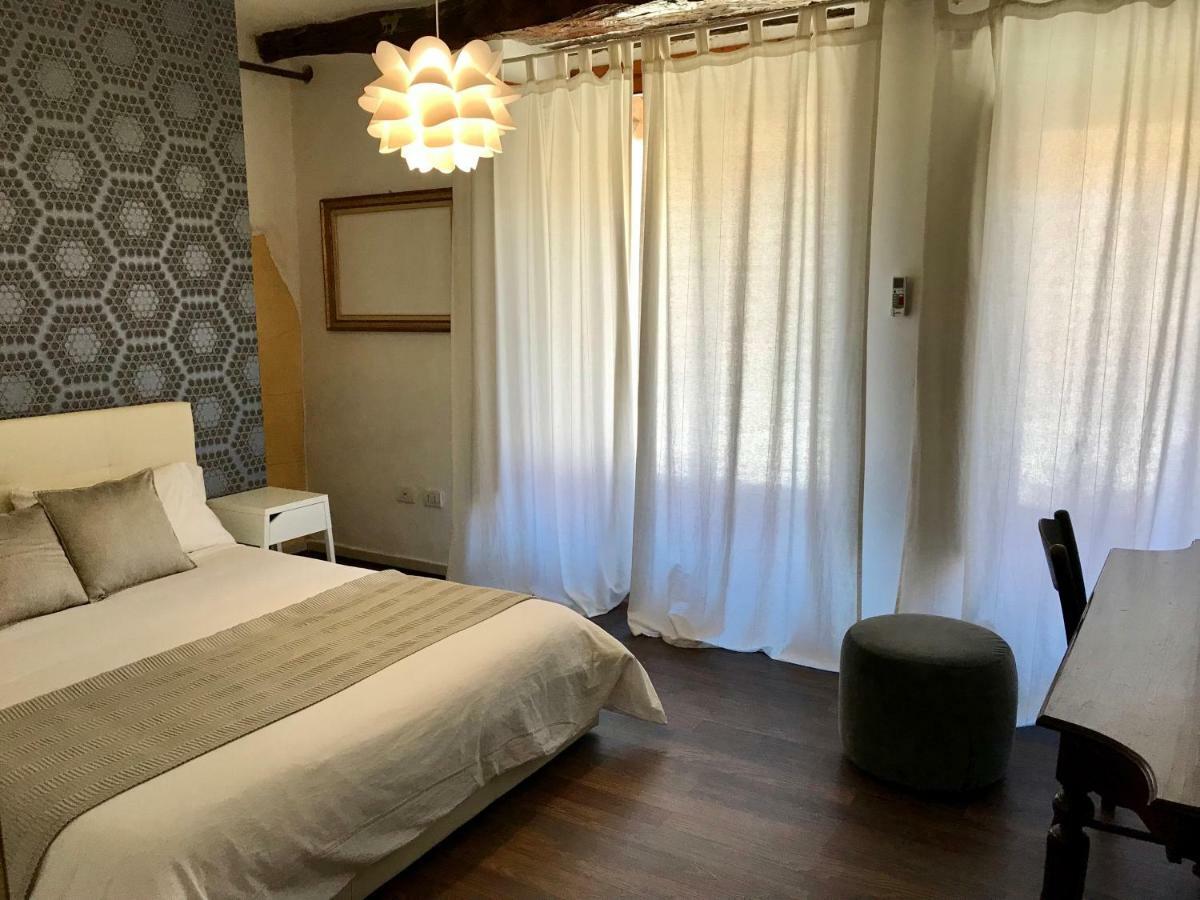 The Heart Of Cagliari, Cozy 2 Bedroom Apartment Ngoại thất bức ảnh