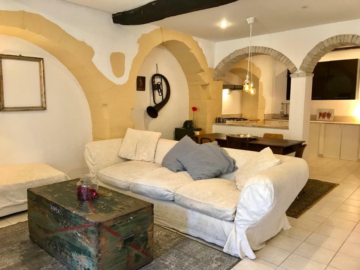 The Heart Of Cagliari, Cozy 2 Bedroom Apartment Ngoại thất bức ảnh